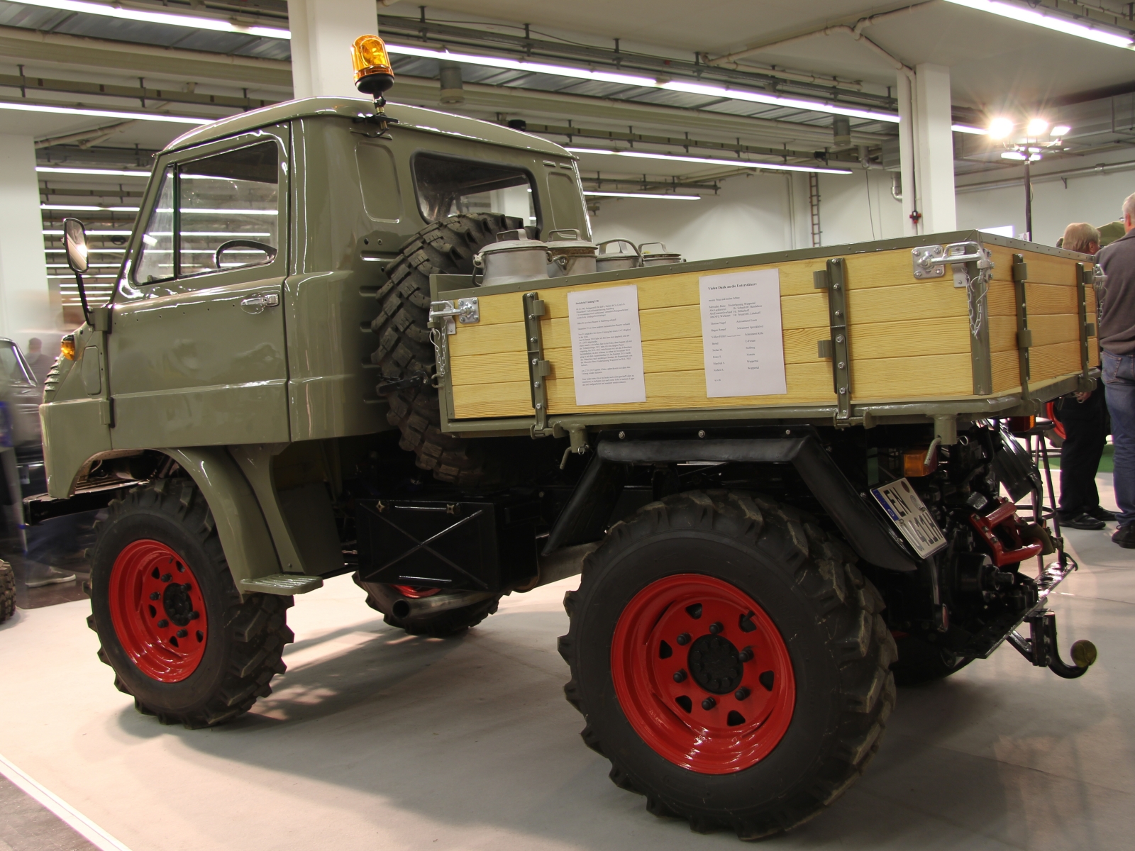 Unimog U 411 (U 30)