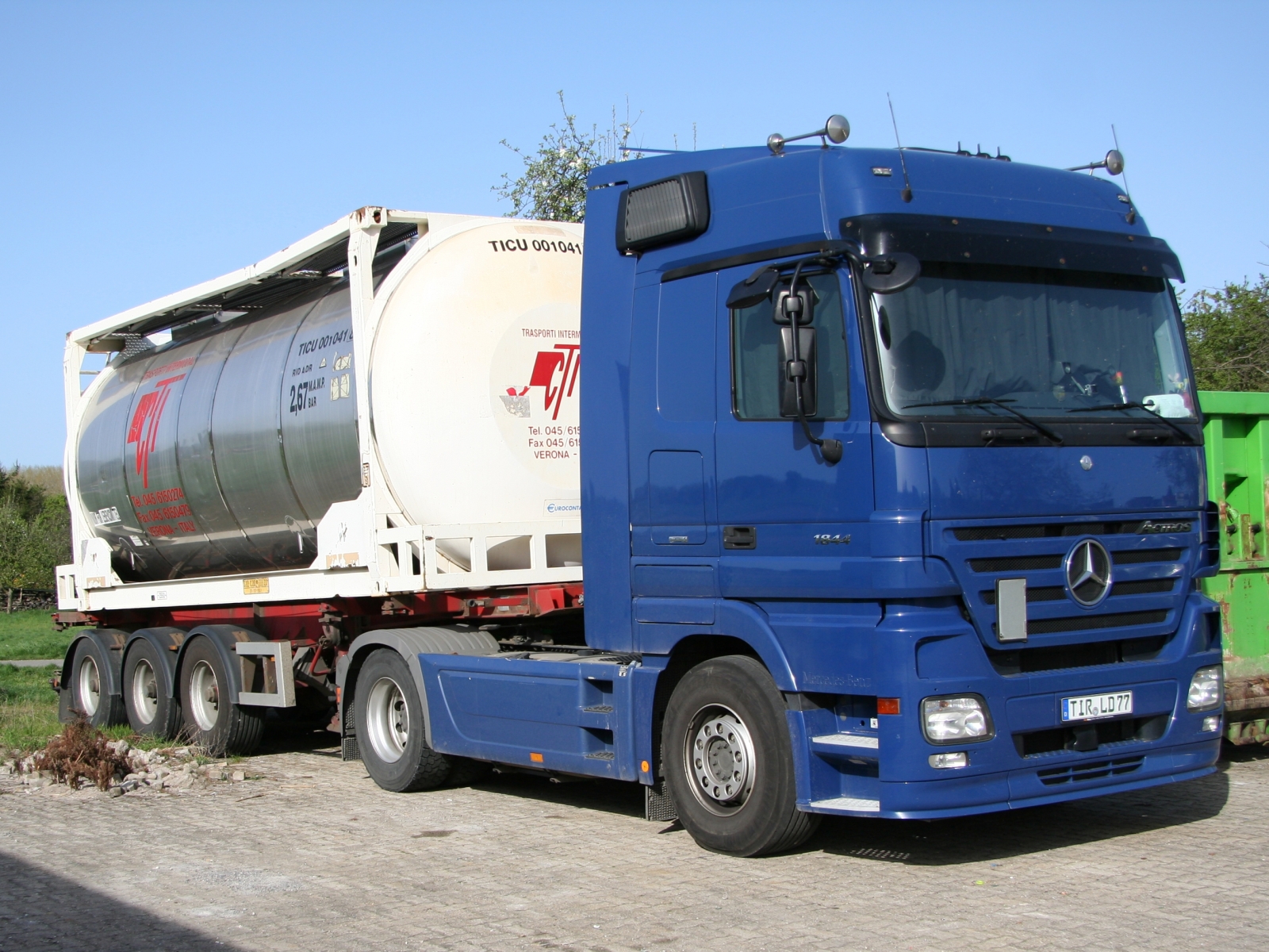 Mercedes Benz Actros 1844