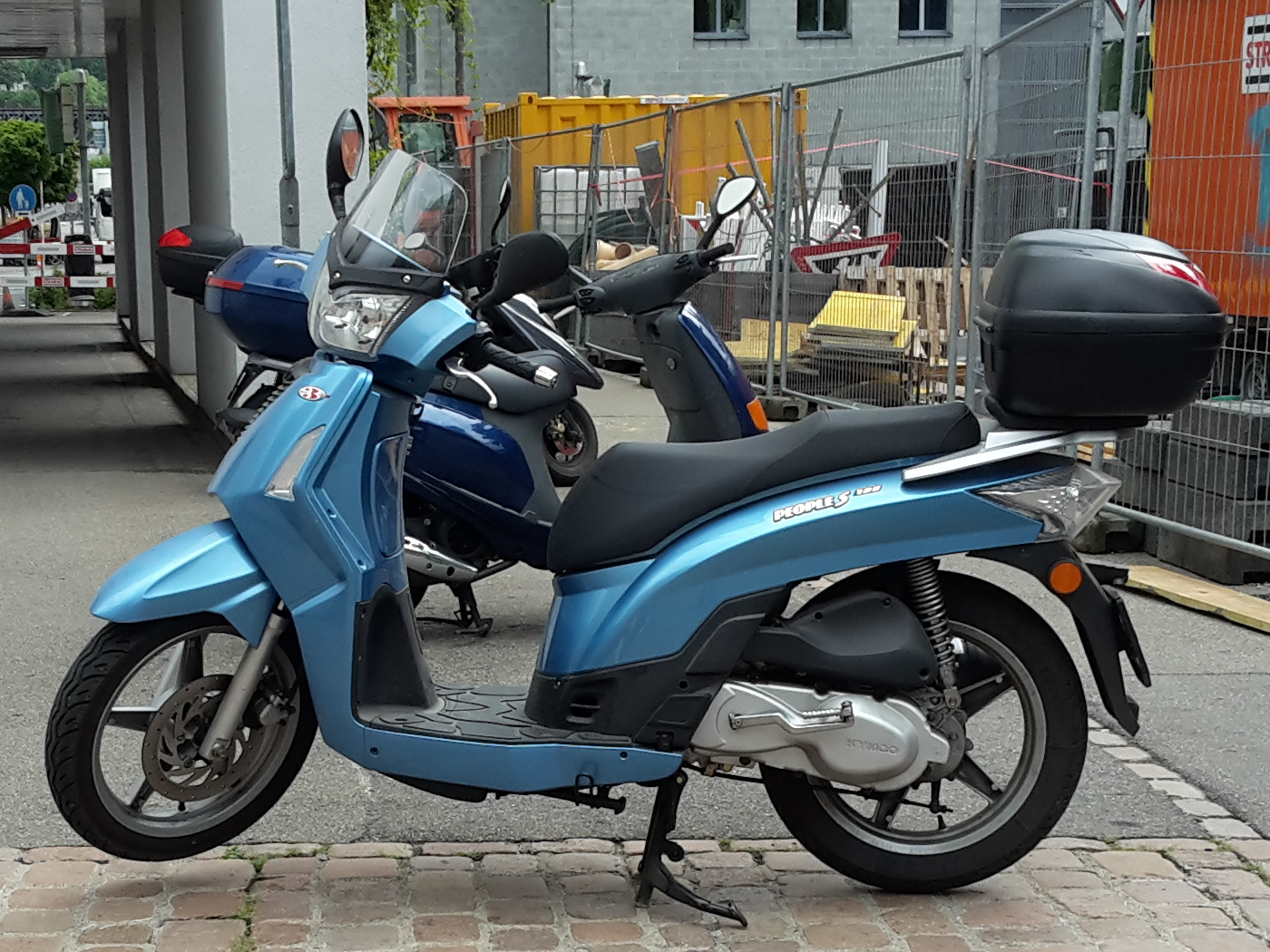 Kymco People S