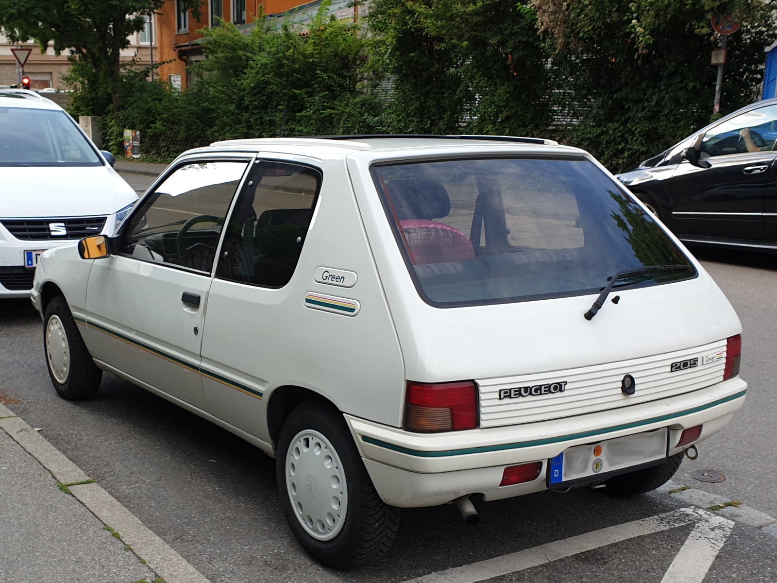 Peugeot 205 Green