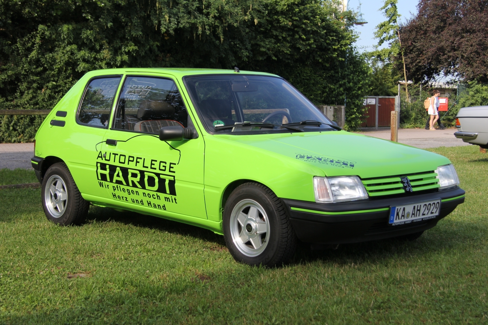 Peugeot 205