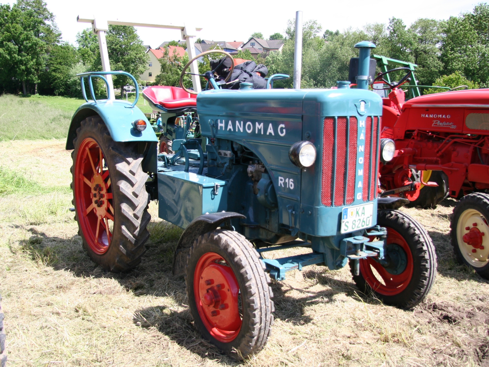 Hanomag R 16