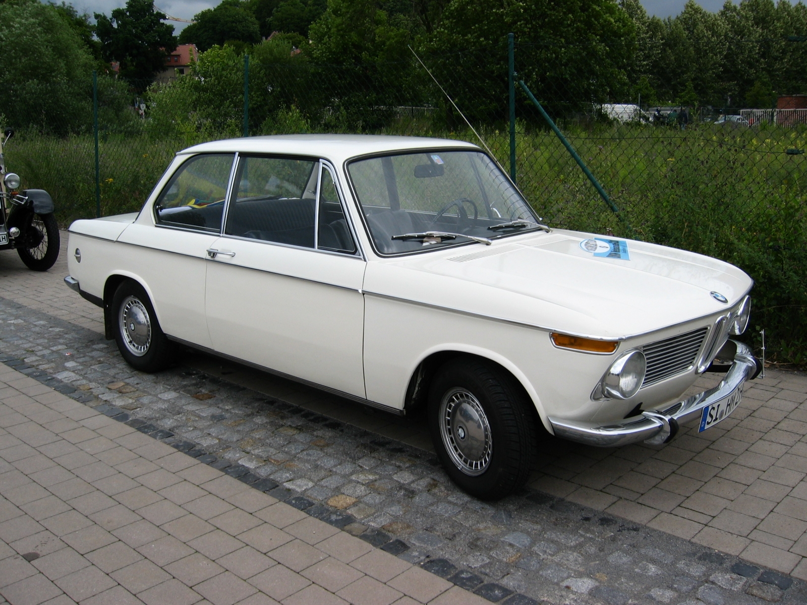 BMW 02