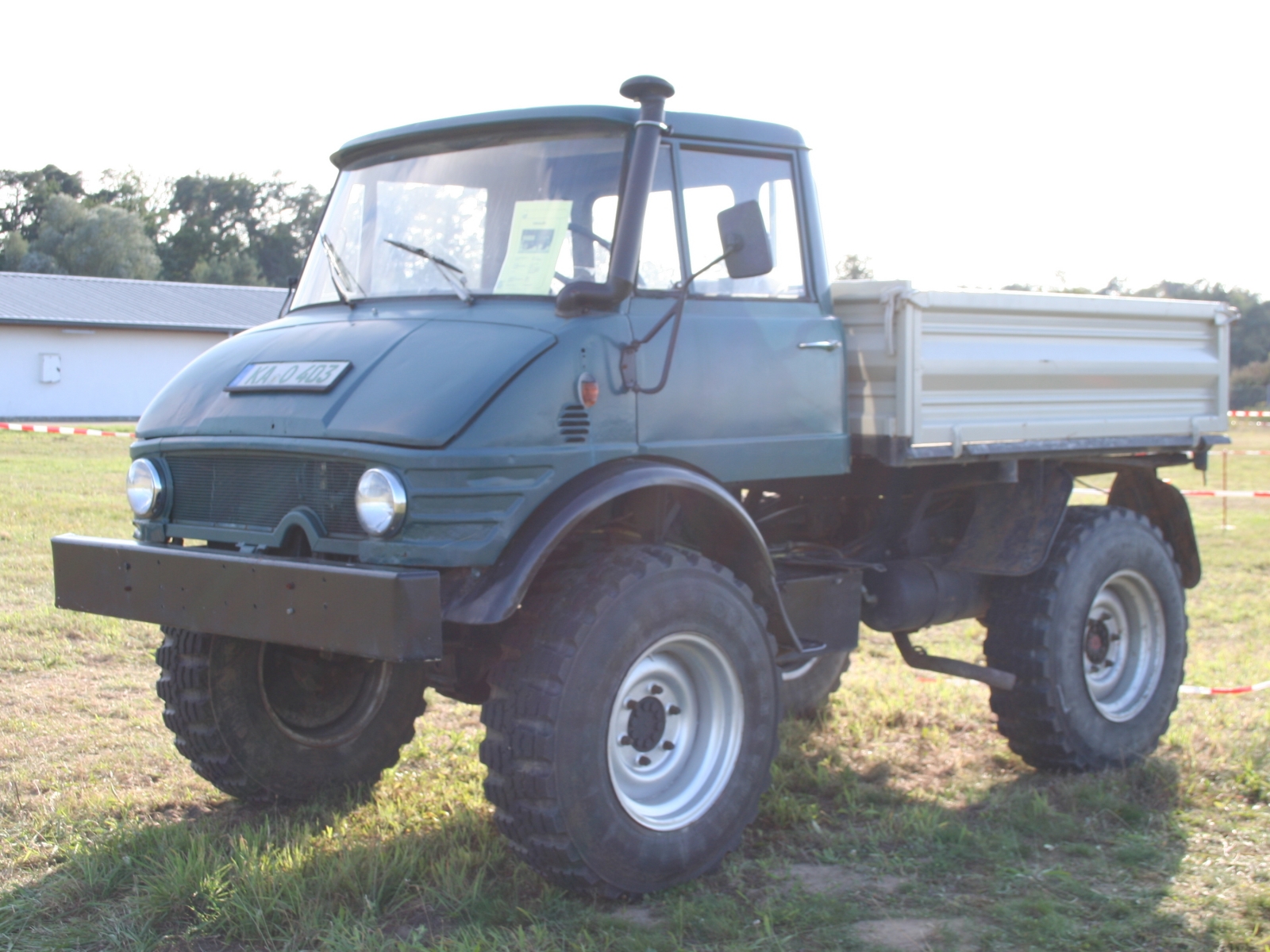 Unimog U 403