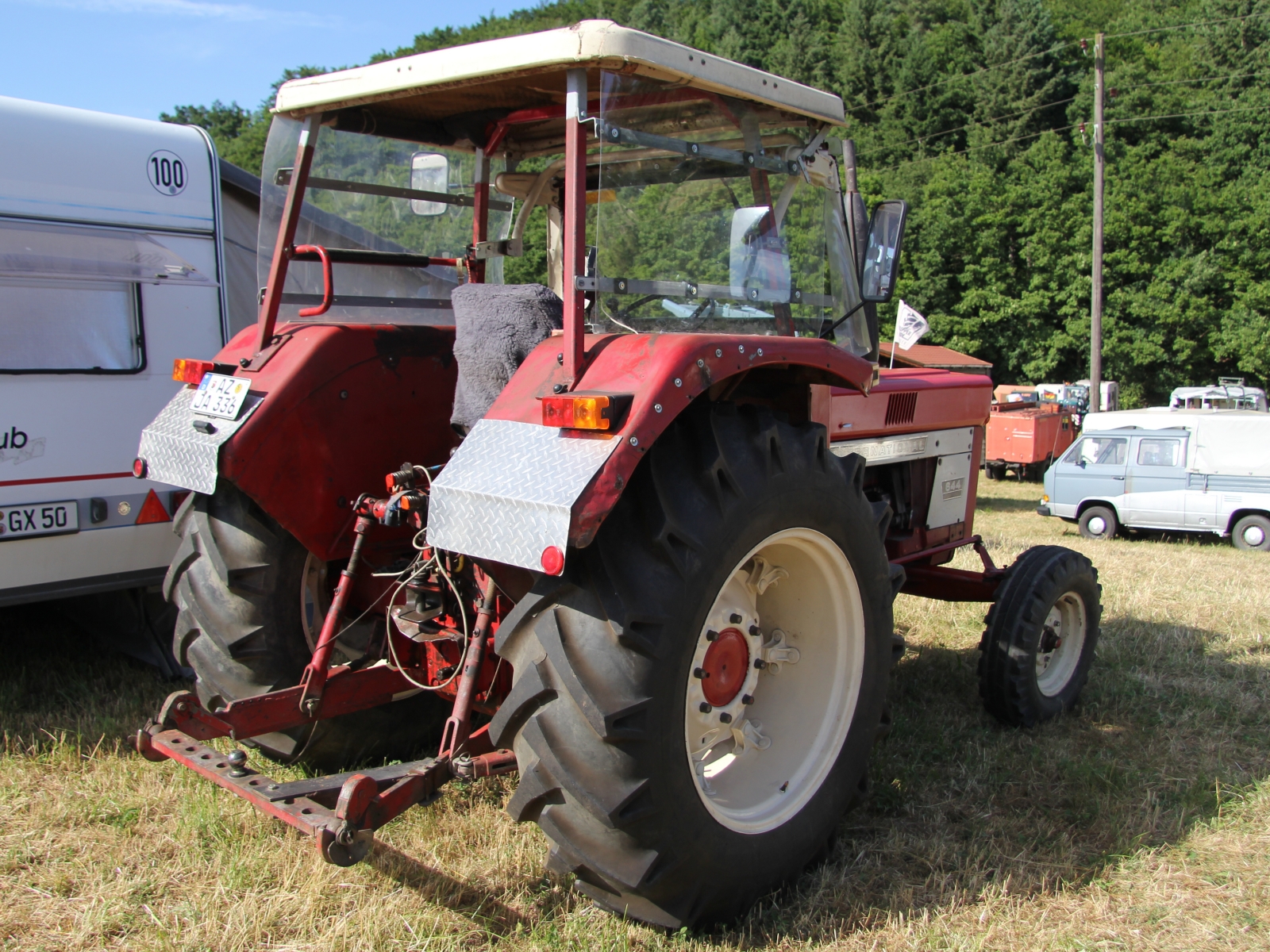 IHC International 644