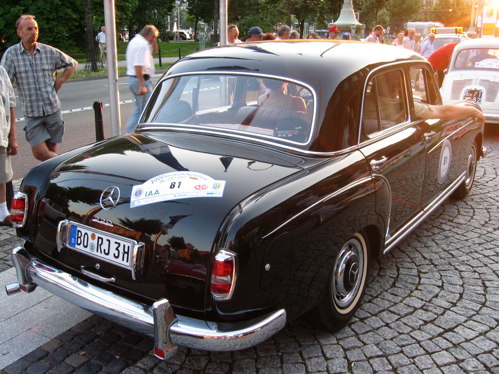 Mercedes Benz 220 W 180