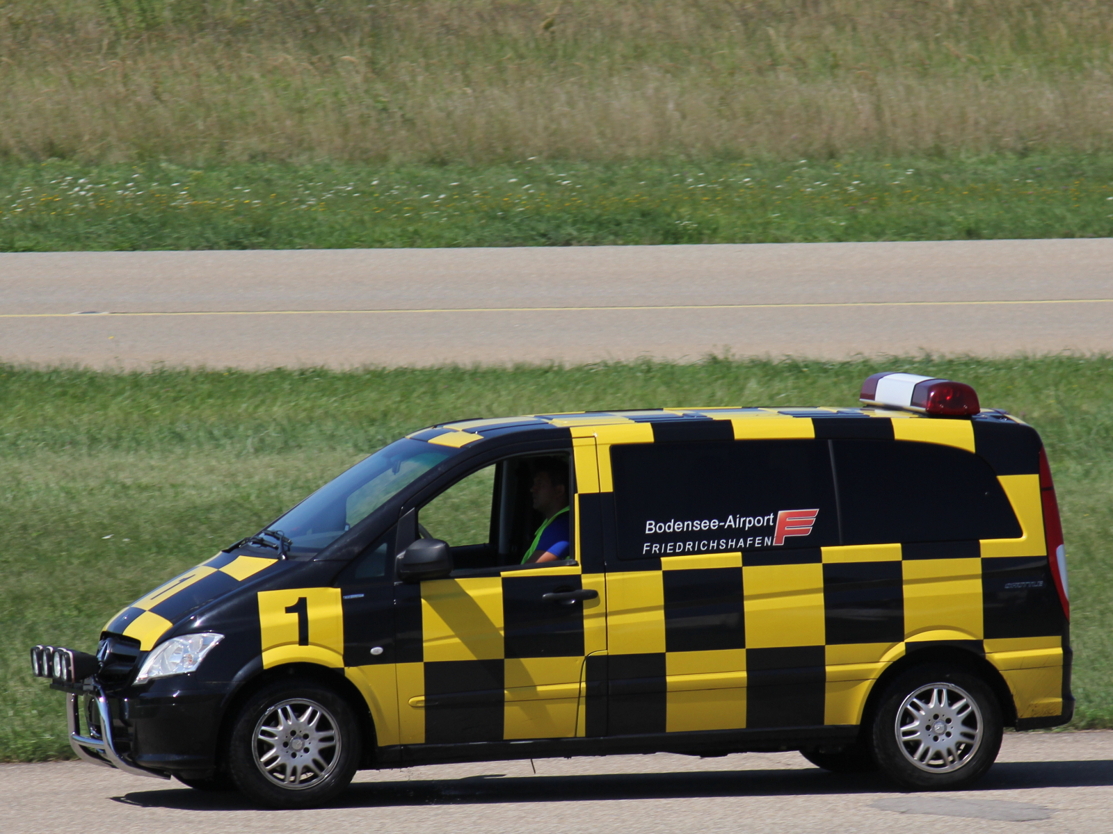 Mercedes Benz Vito