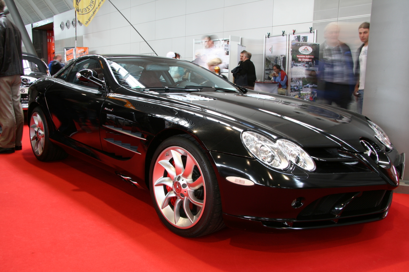 McLaren Mercedes SLR