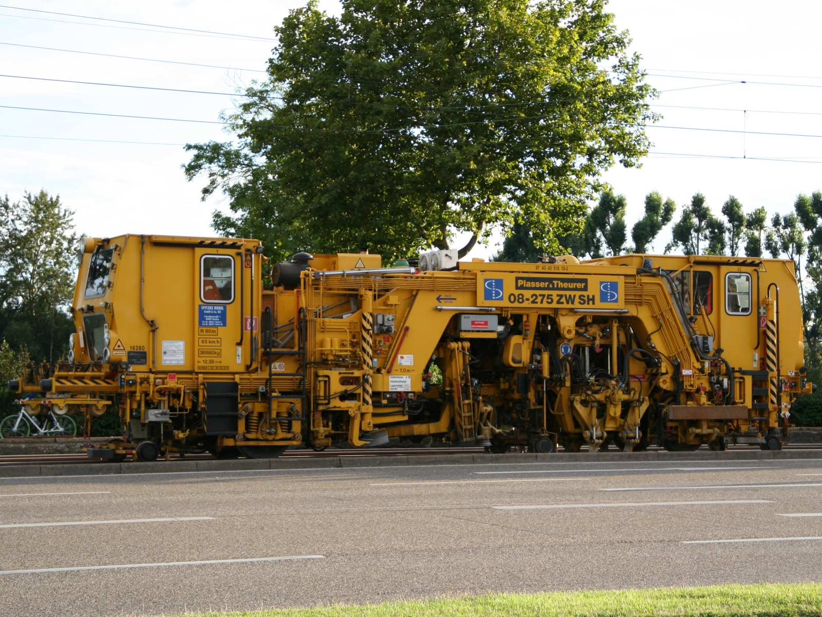 Plassen & Theurer 08-275 ZW SH Zweiwege Universalstopfmaschine