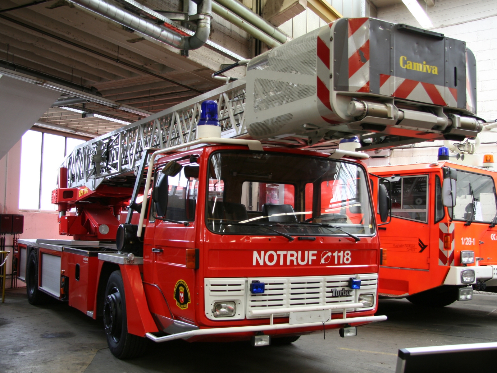 Renault Feuerwehr mit Aufbau von Camiva
