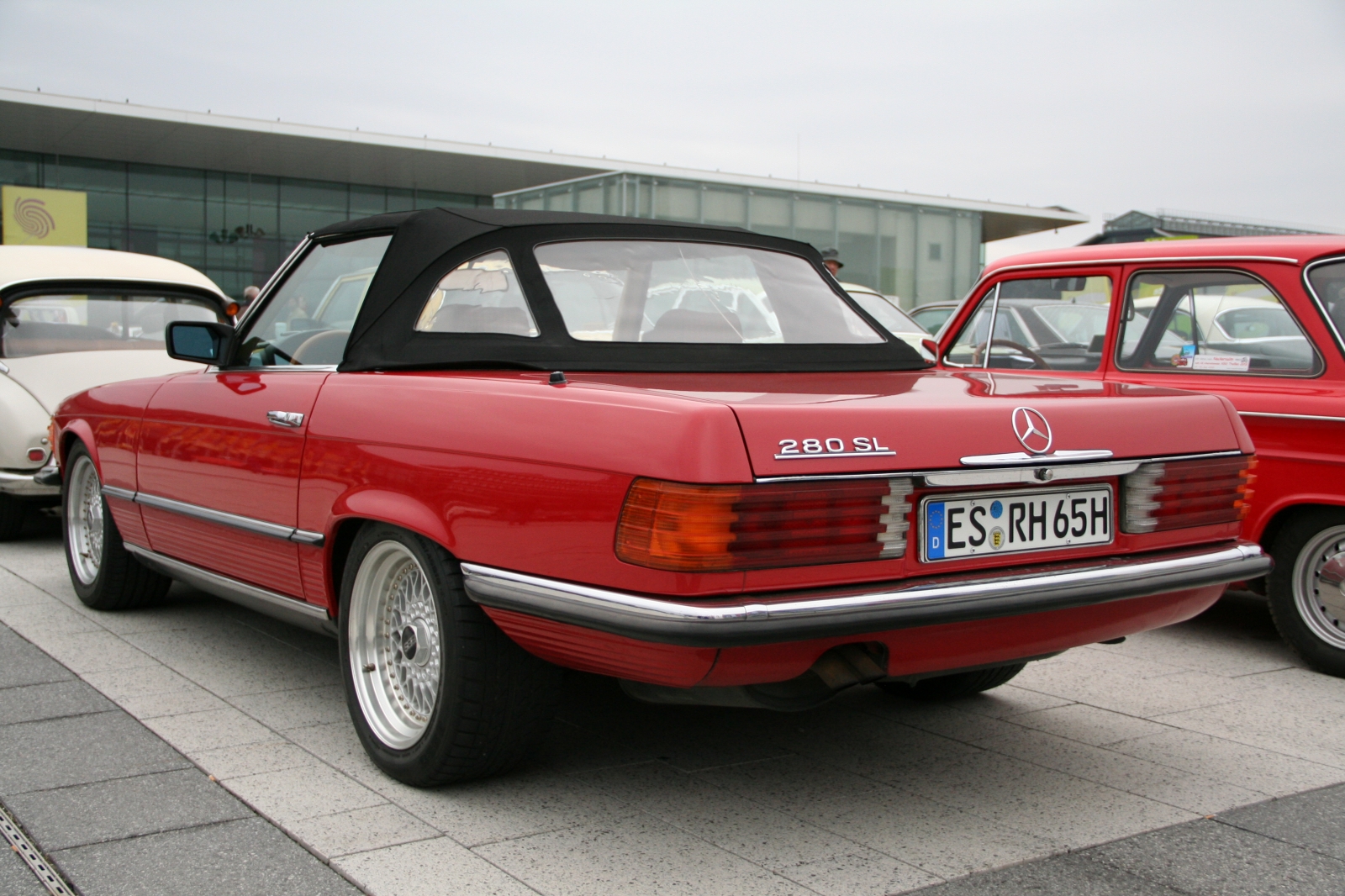 Mercedes Benz 280 SL R 107