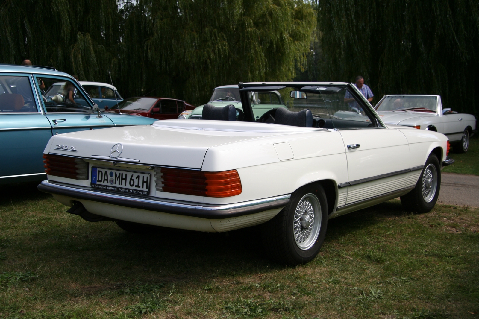 Mercedes Benz 280 SL R 107