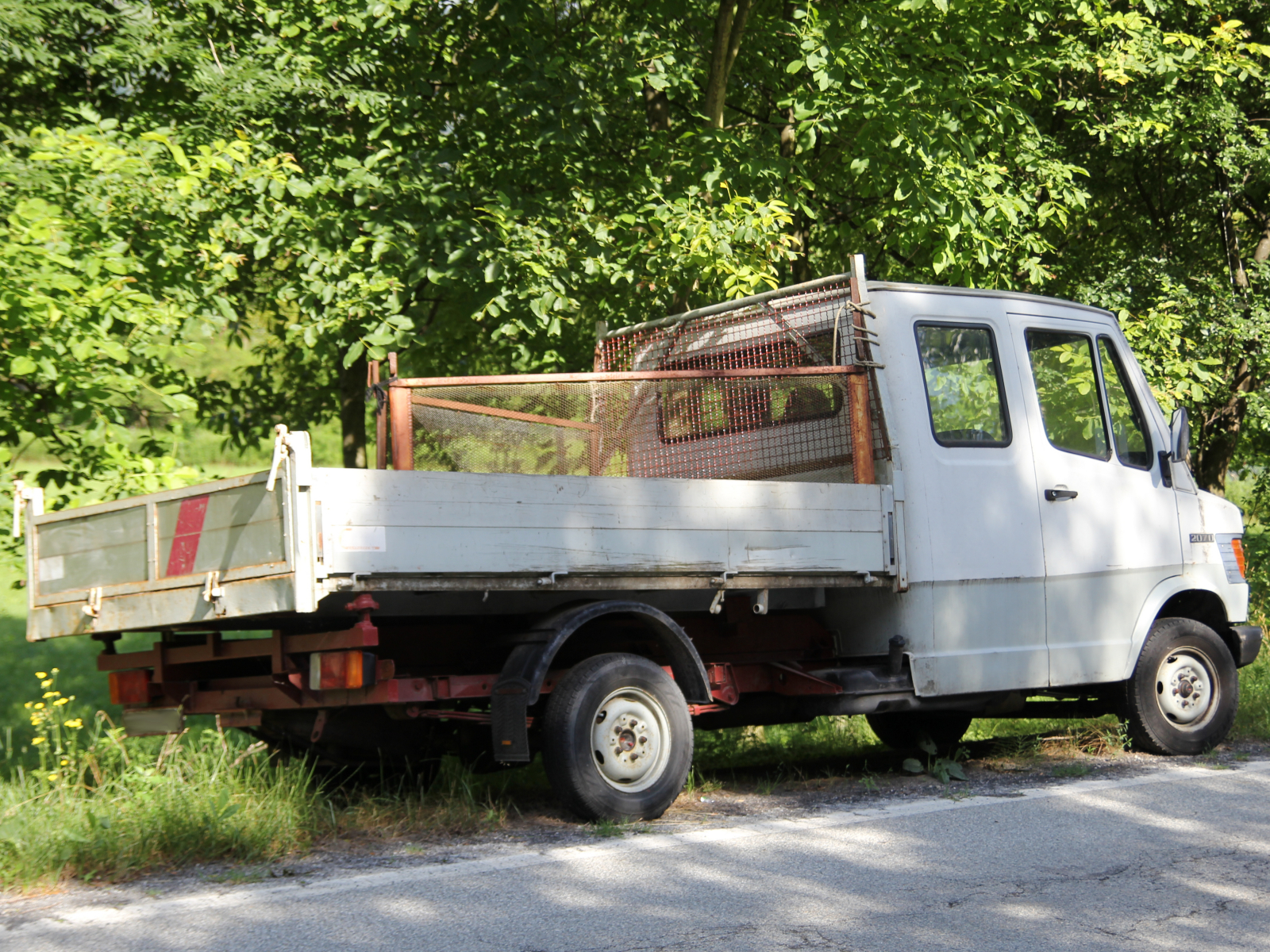 Mercedes Benz T1 207 D