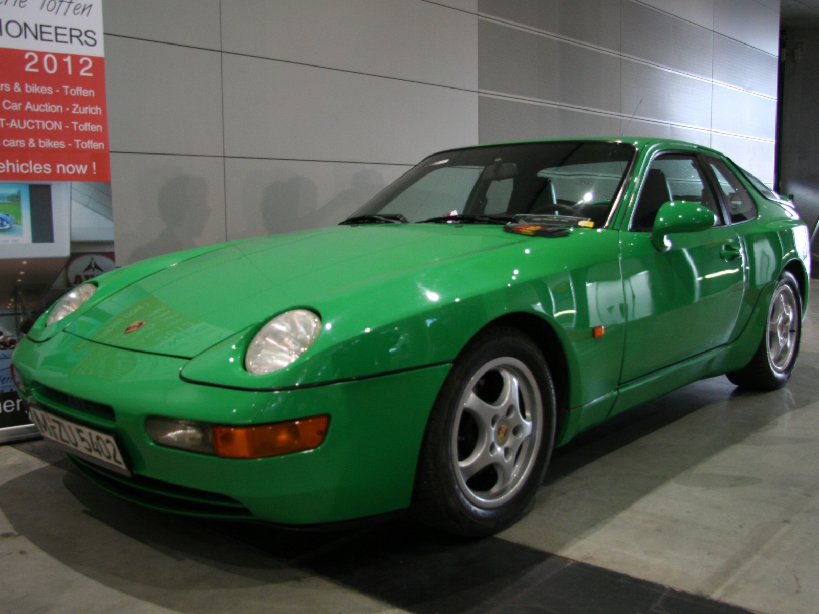 Porsche 968