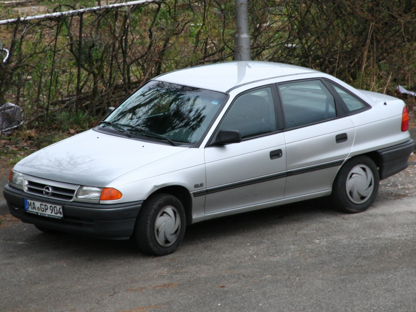 Opel Astra F GLS