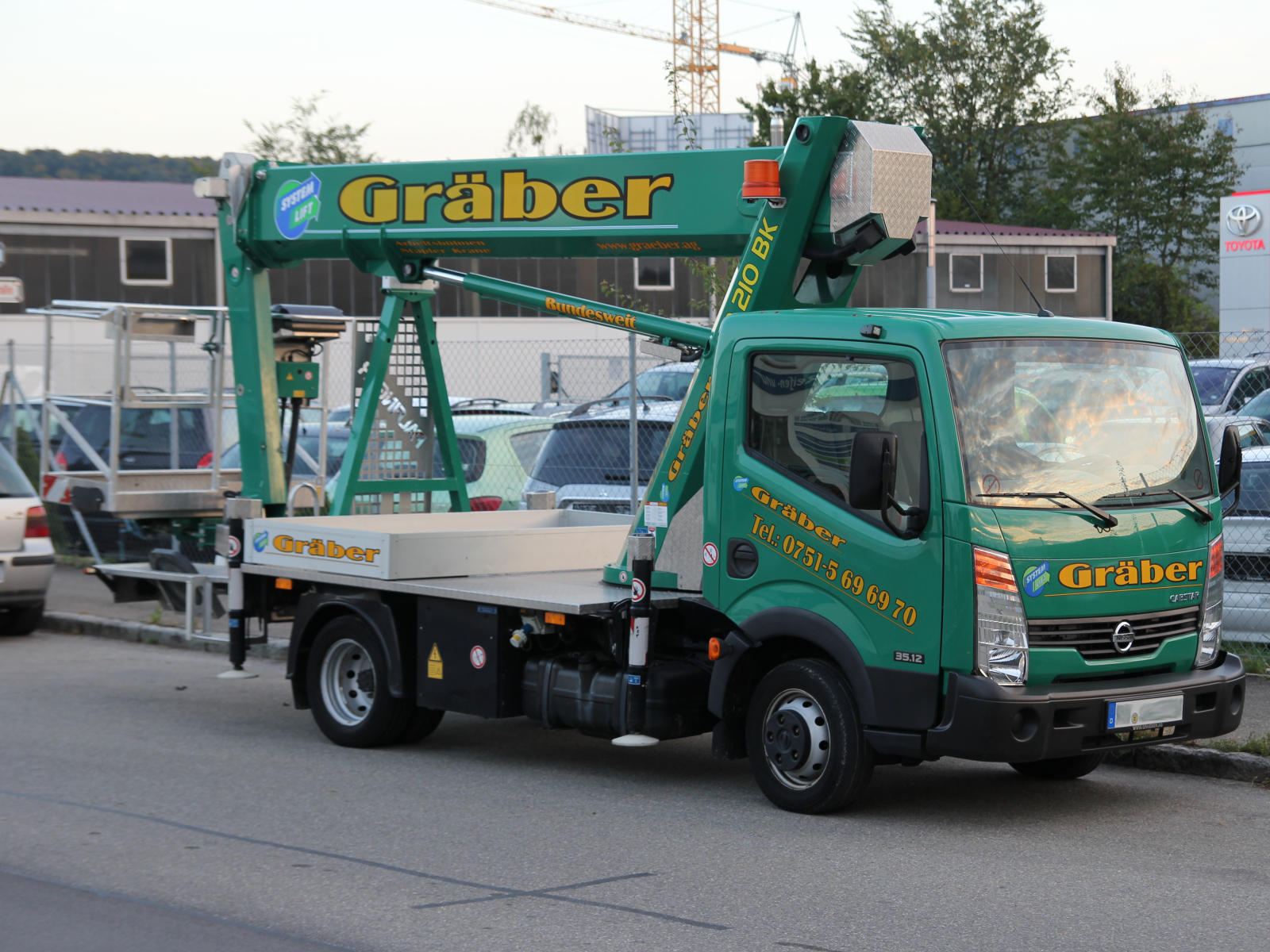 Nissan Cabstar 35.12