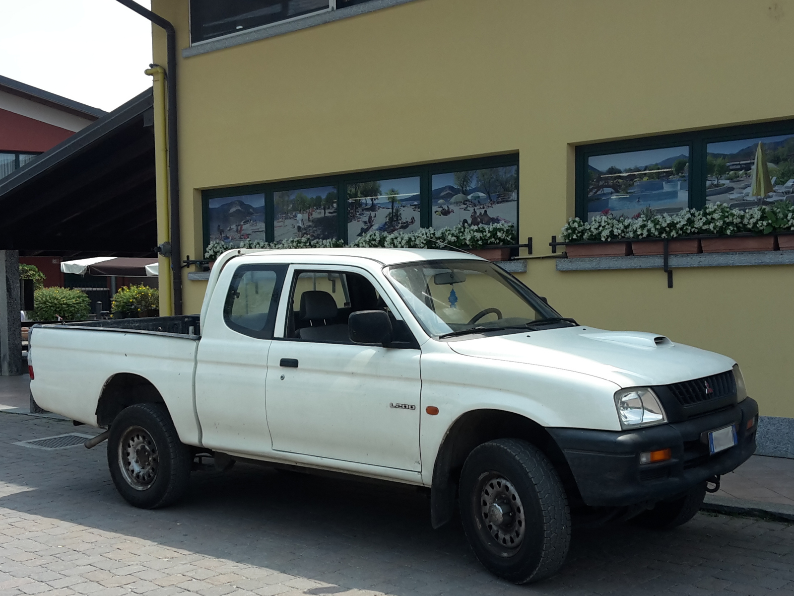 Mitsubishi L 200