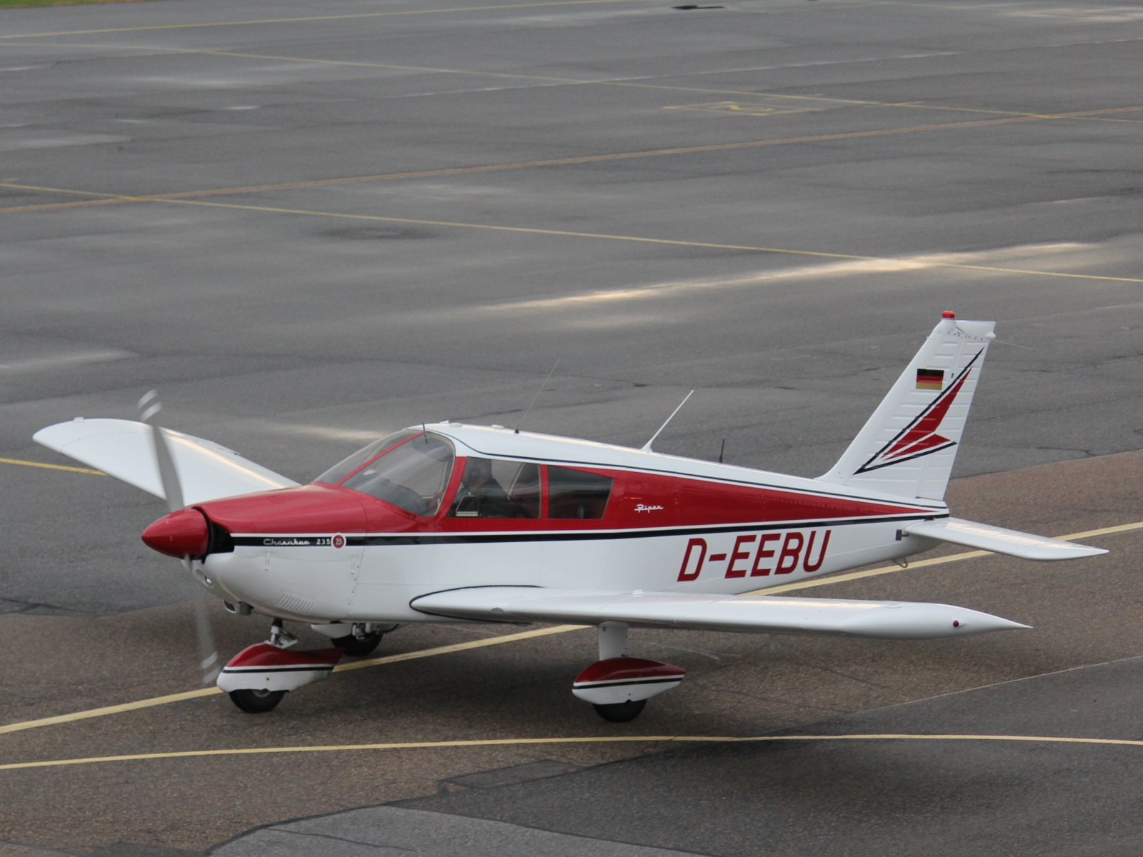 Piper PA-28-235 Cherokee B