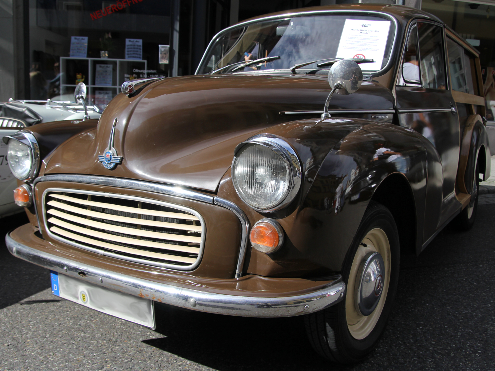 Morris Minor Traveller