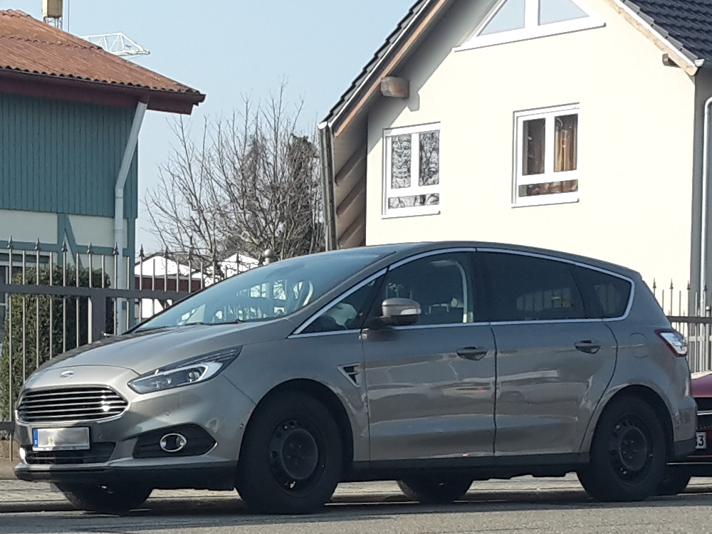 Ford S-Max