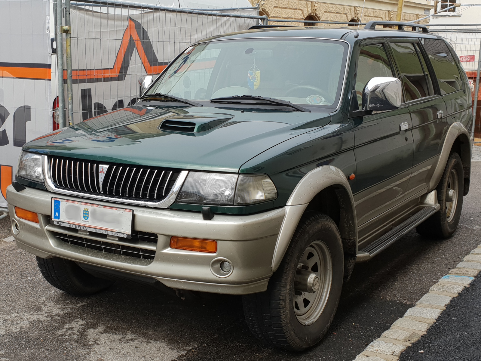 Mitsubishi Pajero Sport