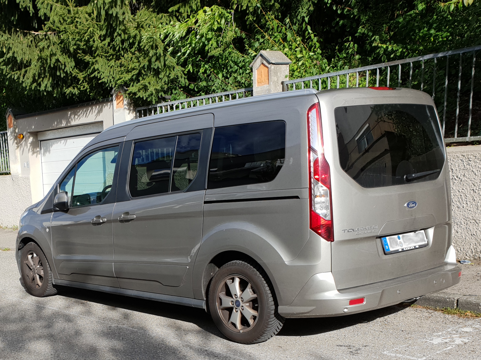 Ford Grand Tourneo Connect