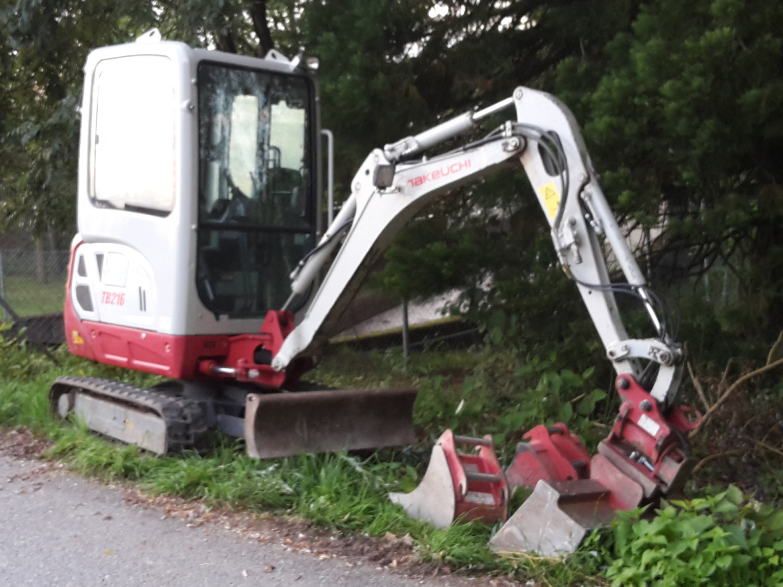 Takeuchi TB 216