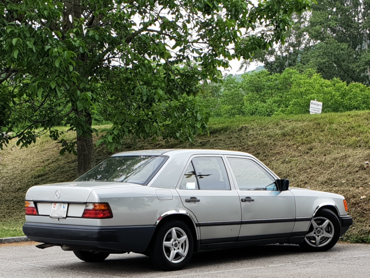 Mercedes Benz W 124