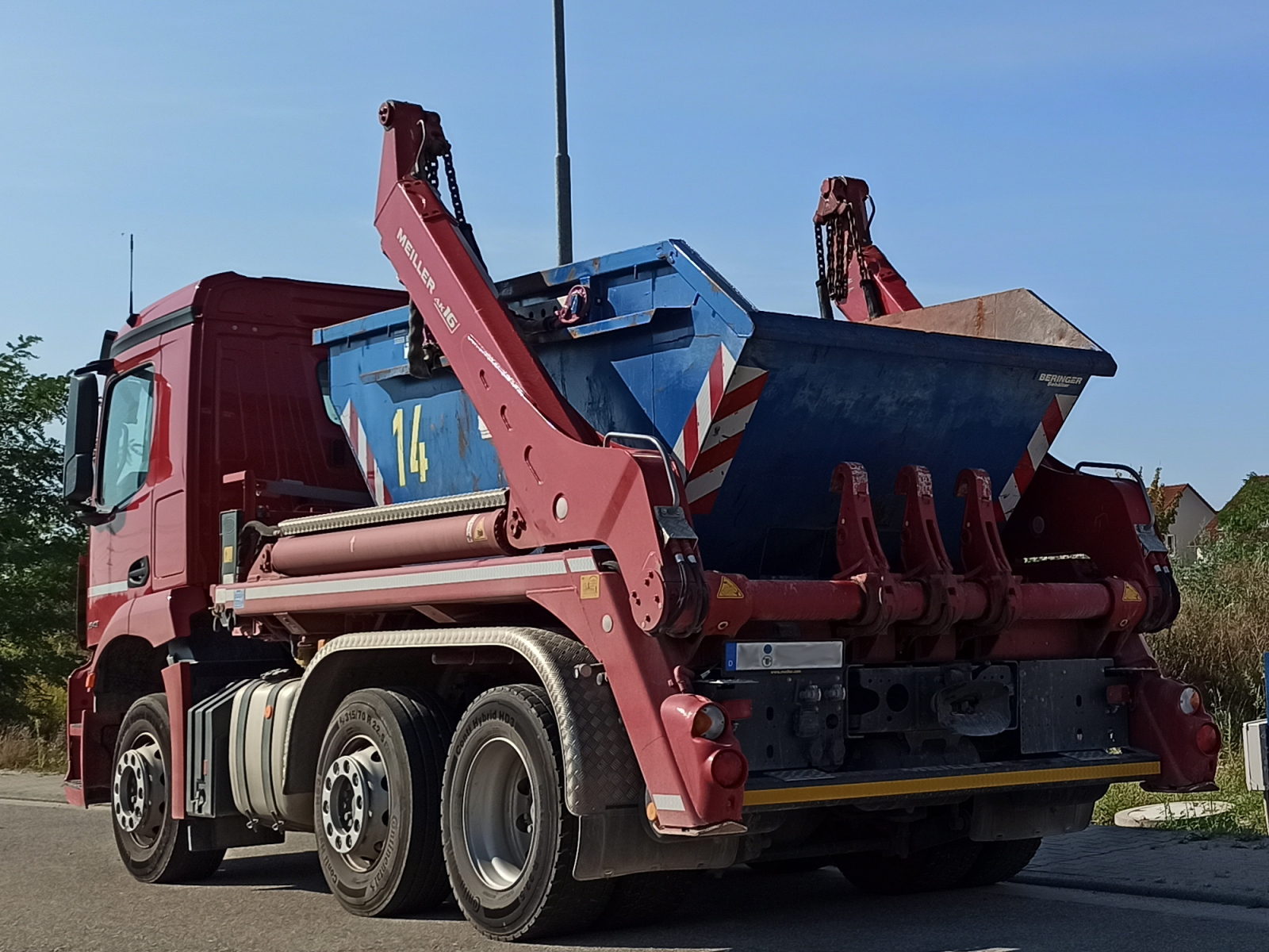 Mercedes Benz Arocs 2543
