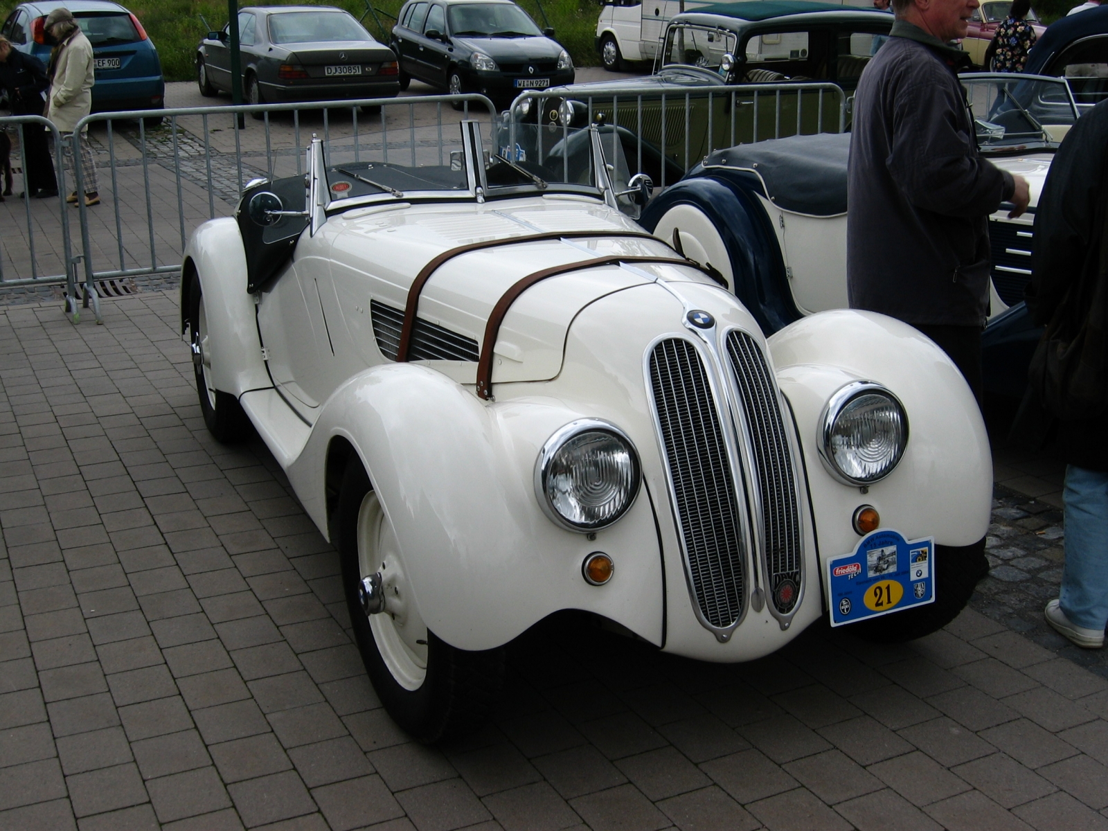 BMW 328