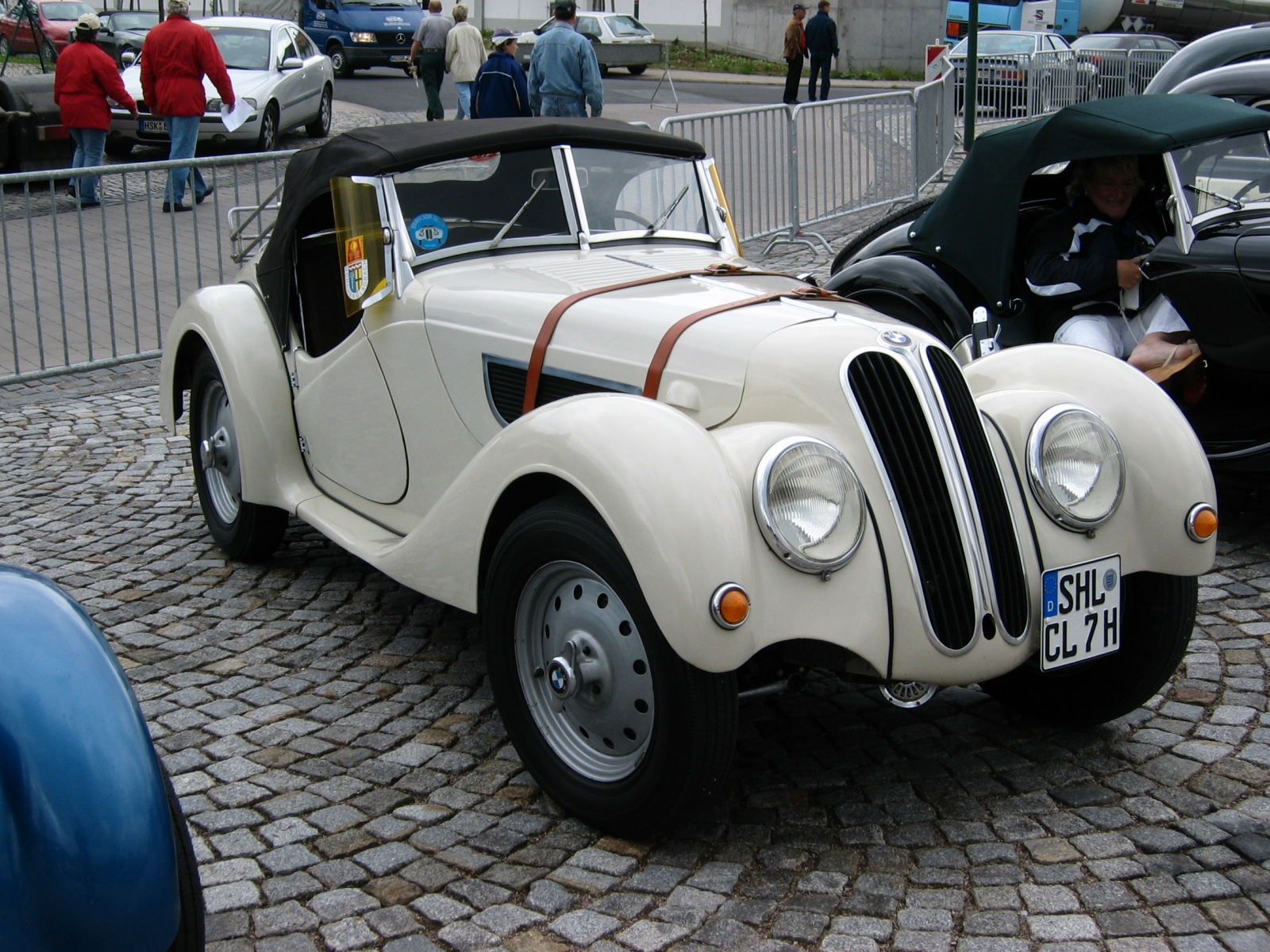 BMW 328