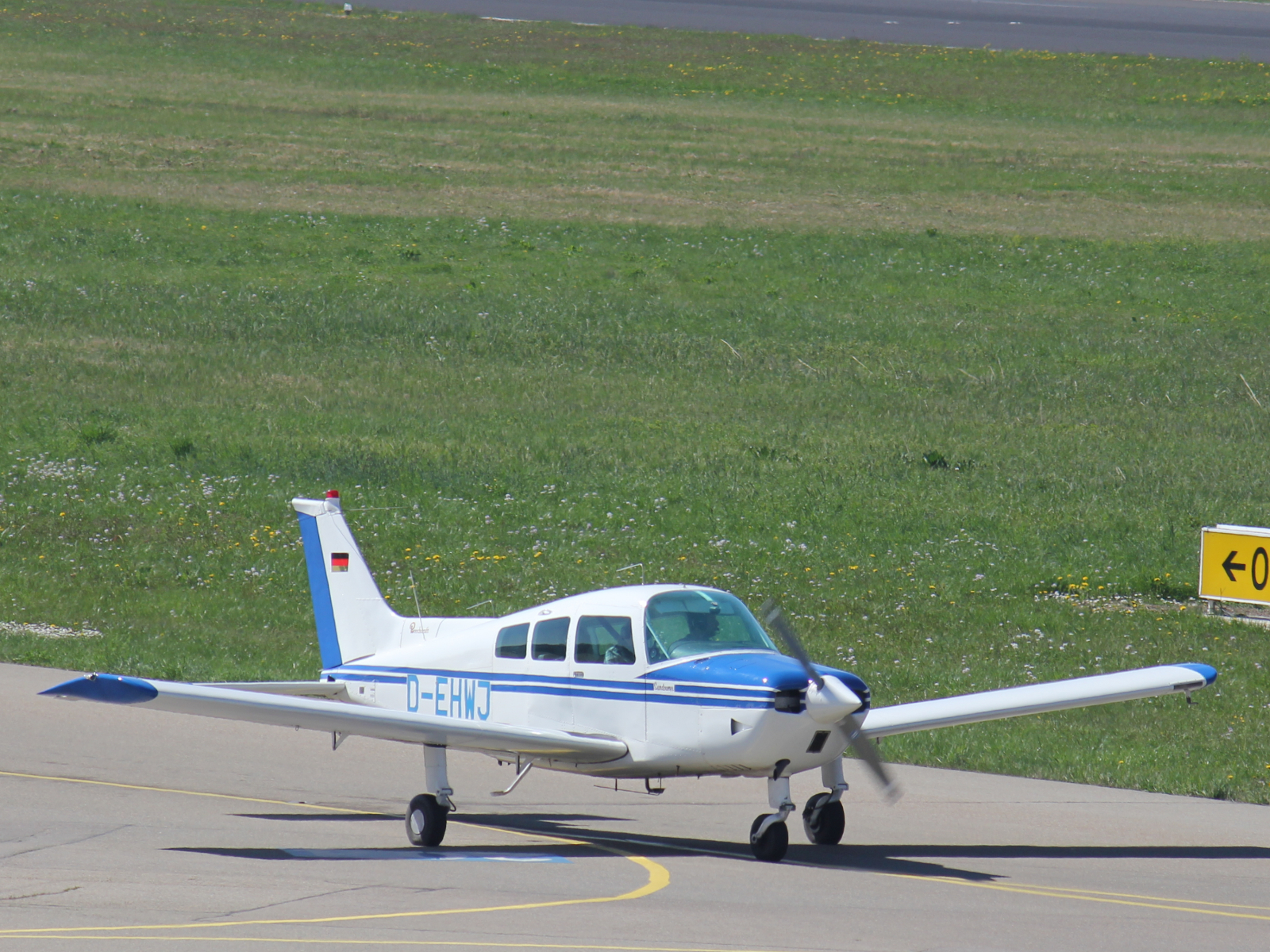 Beechcraft C23 Sundowner