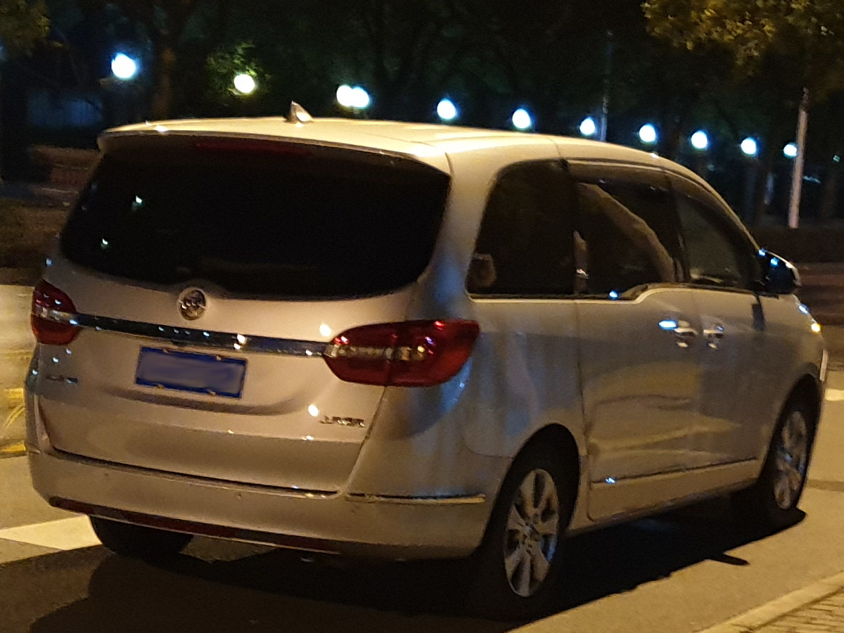 Buick GL8