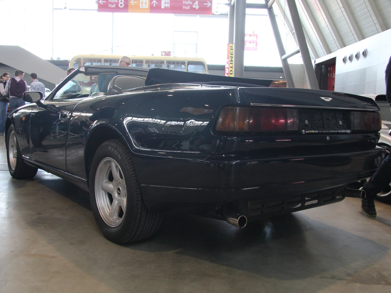 Aston Martin Virage Volante