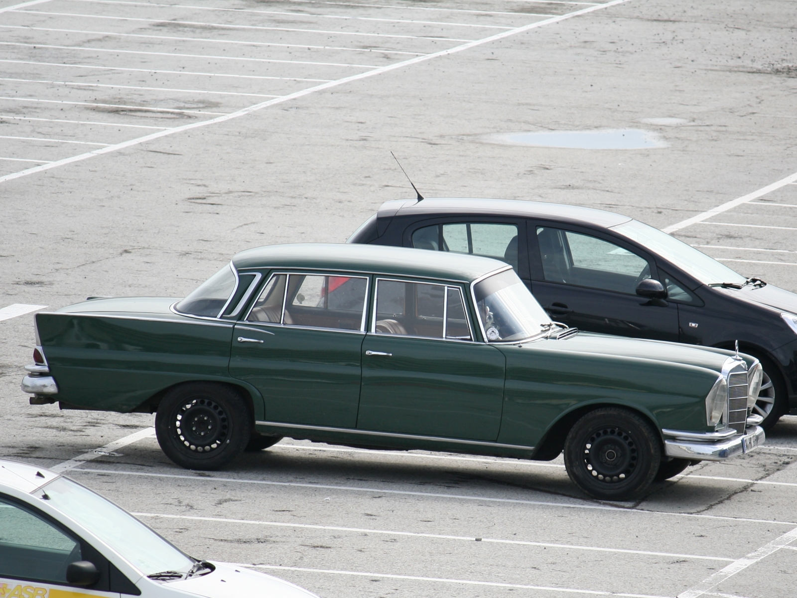 Mercedes Benz W 111