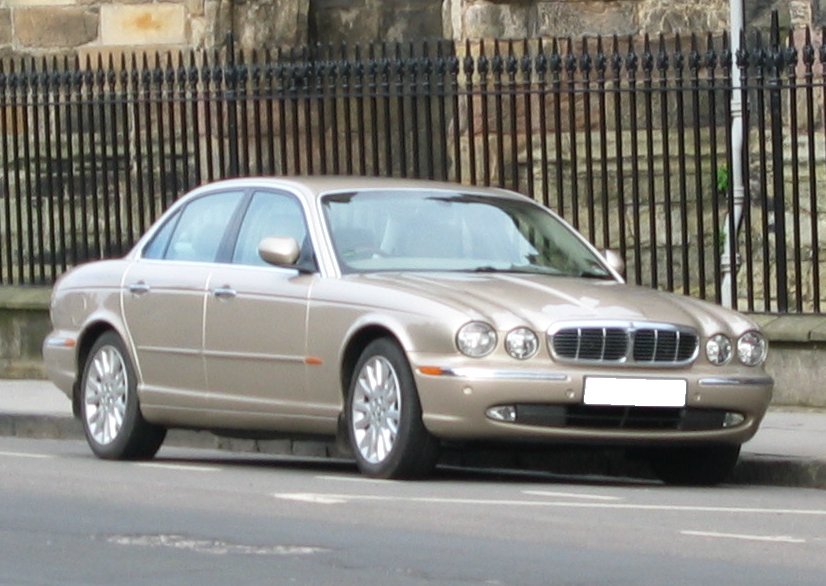 Jaguar XJ