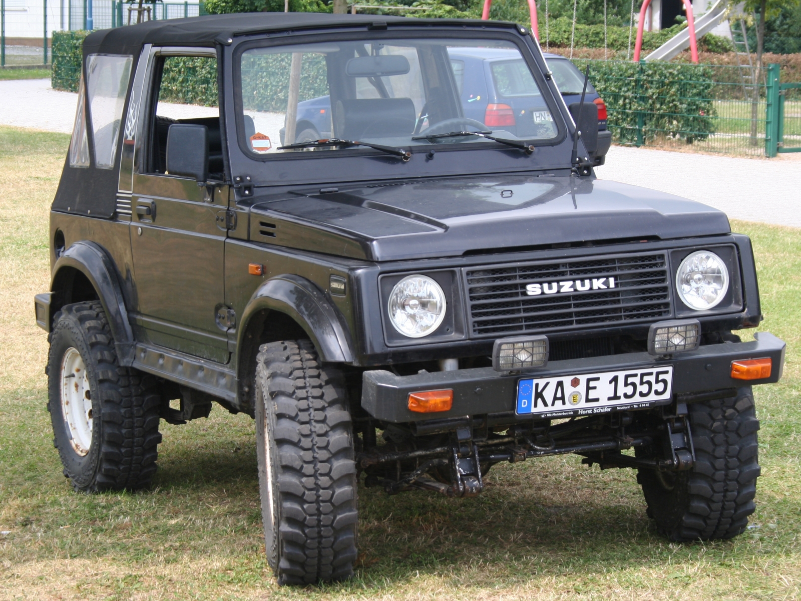 Suzuki Samurai