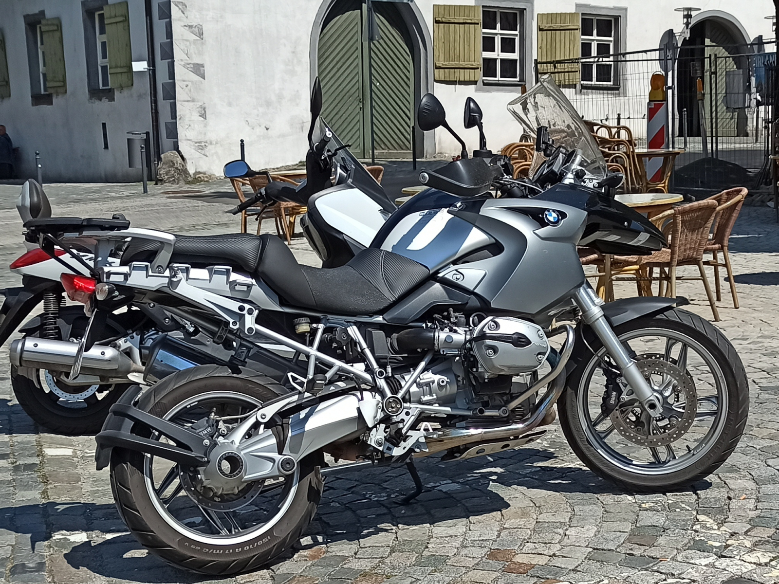 BMW