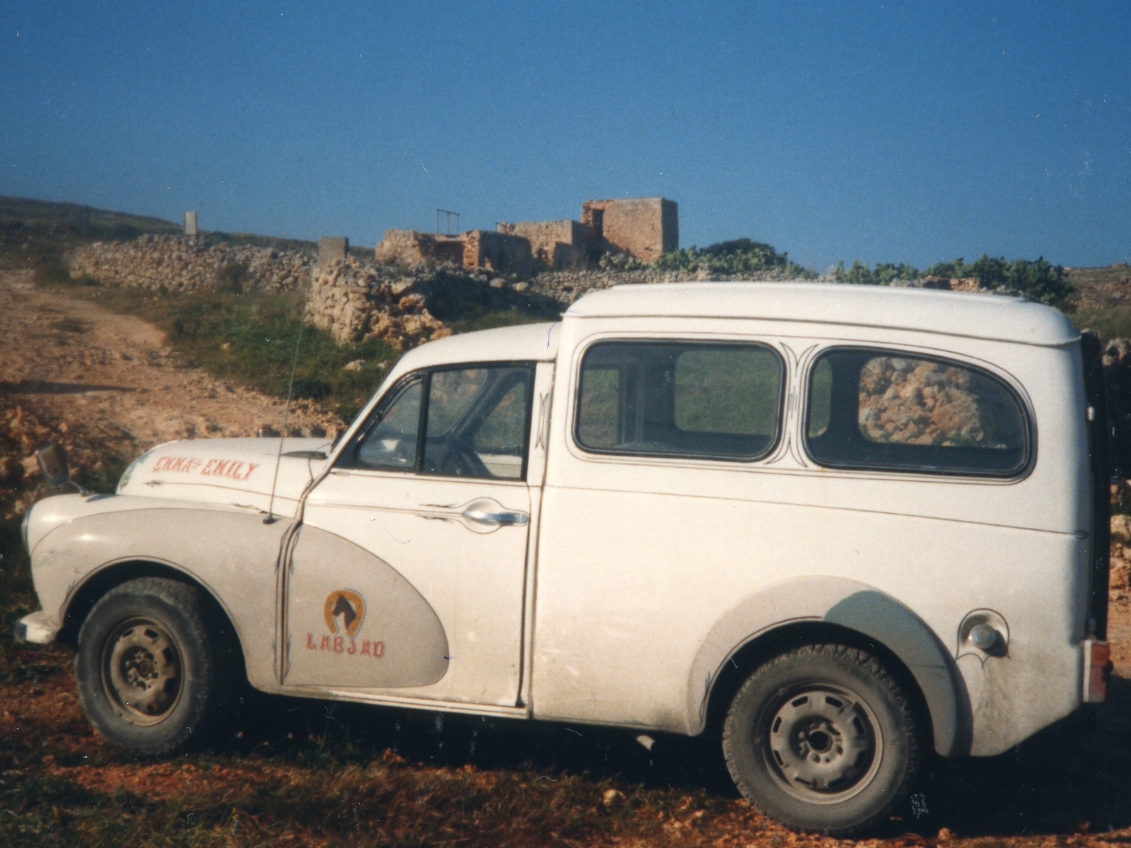 Morris Minor Traveller