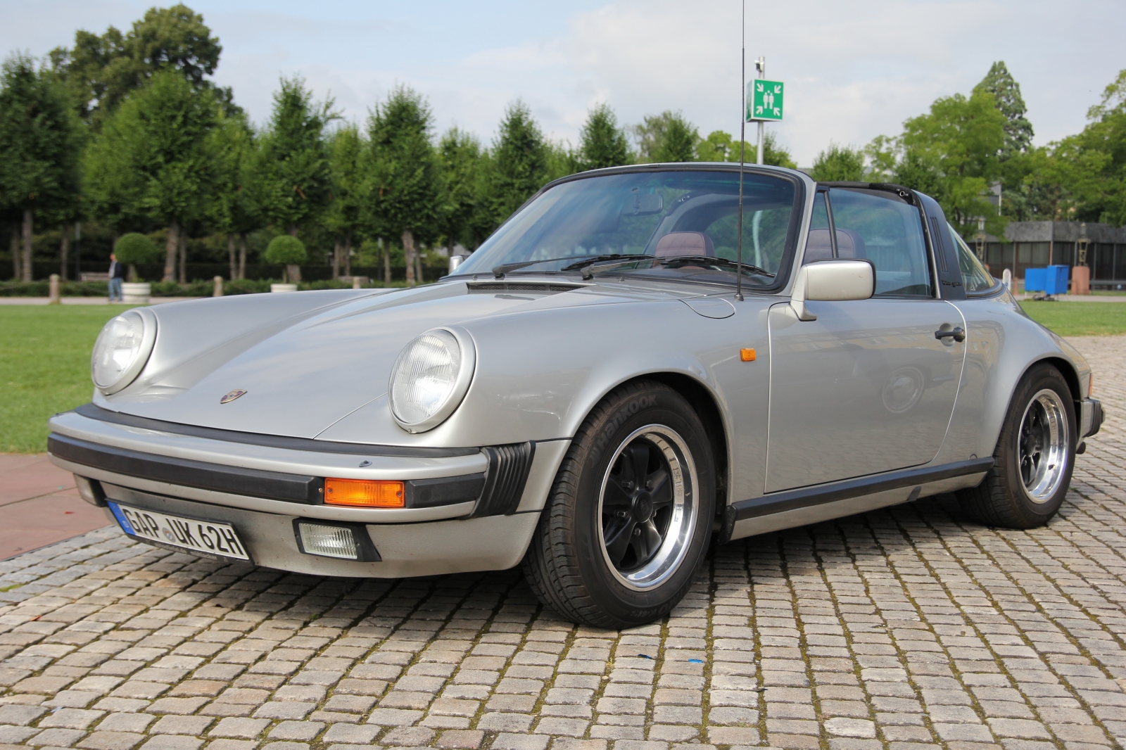 Porsche 911 (G-Modell) Carrera Targa