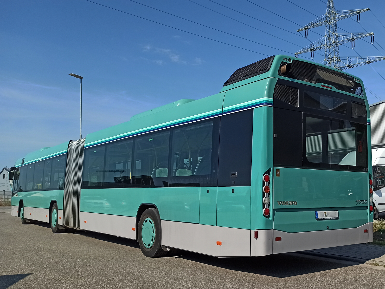 Volvo 7700