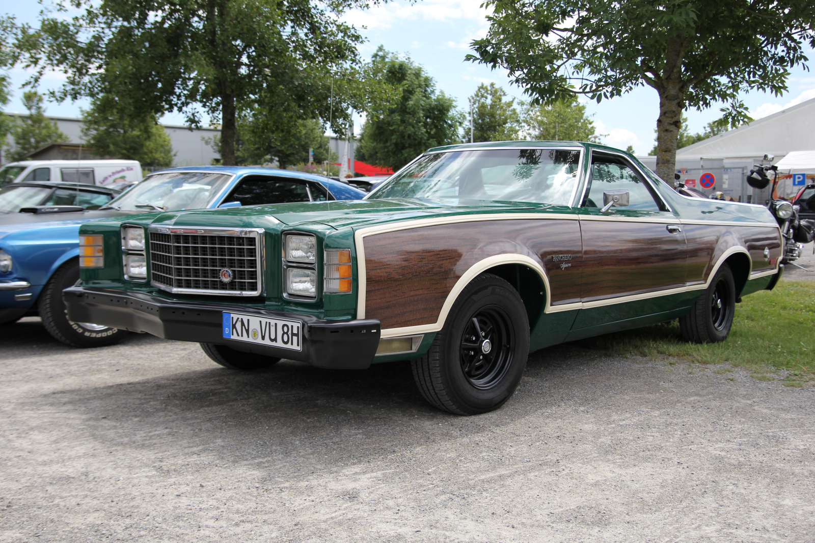 Ford Ranchero Squire