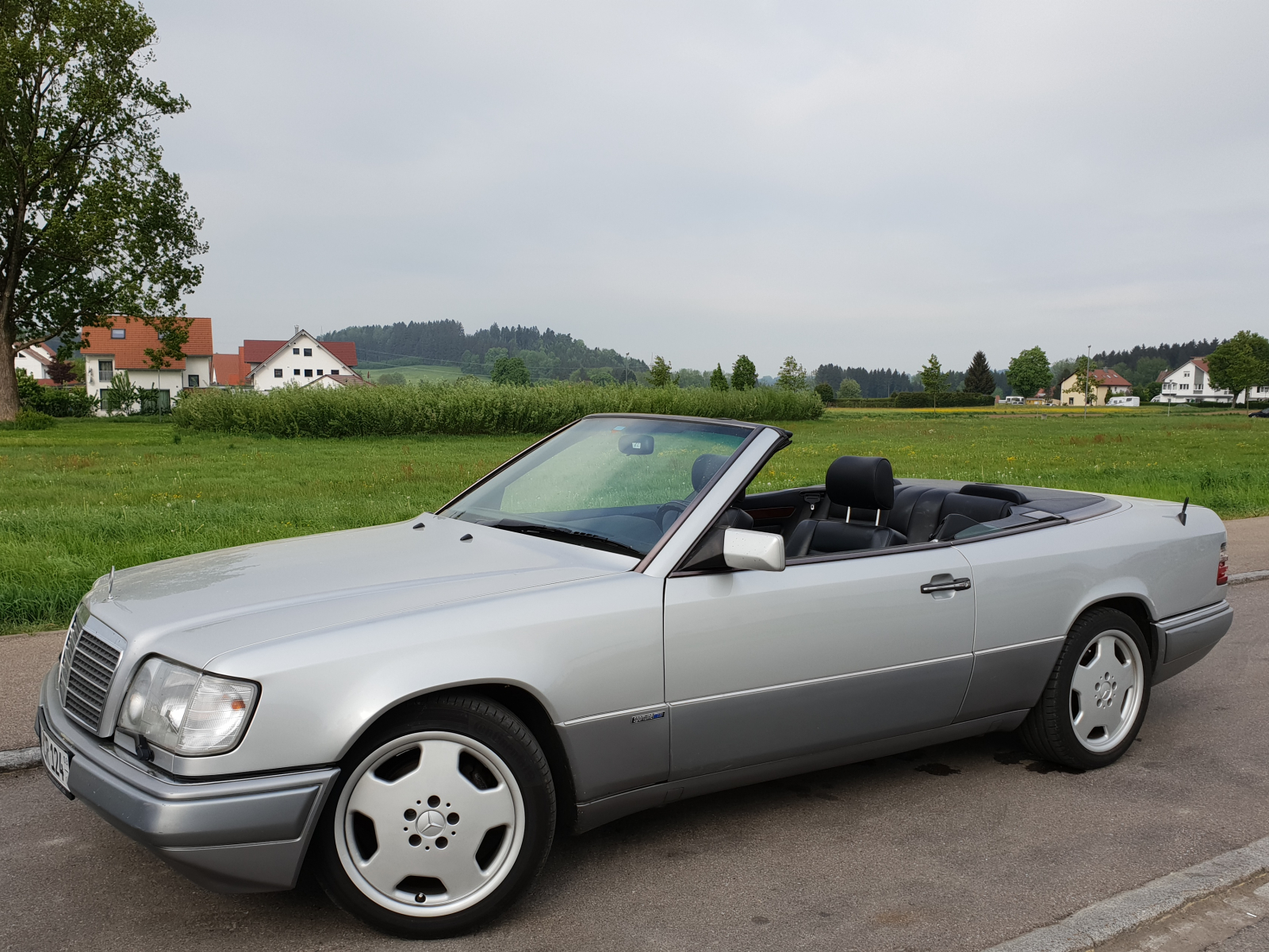 Mercedes Benz E 220 Cabriolet A 124